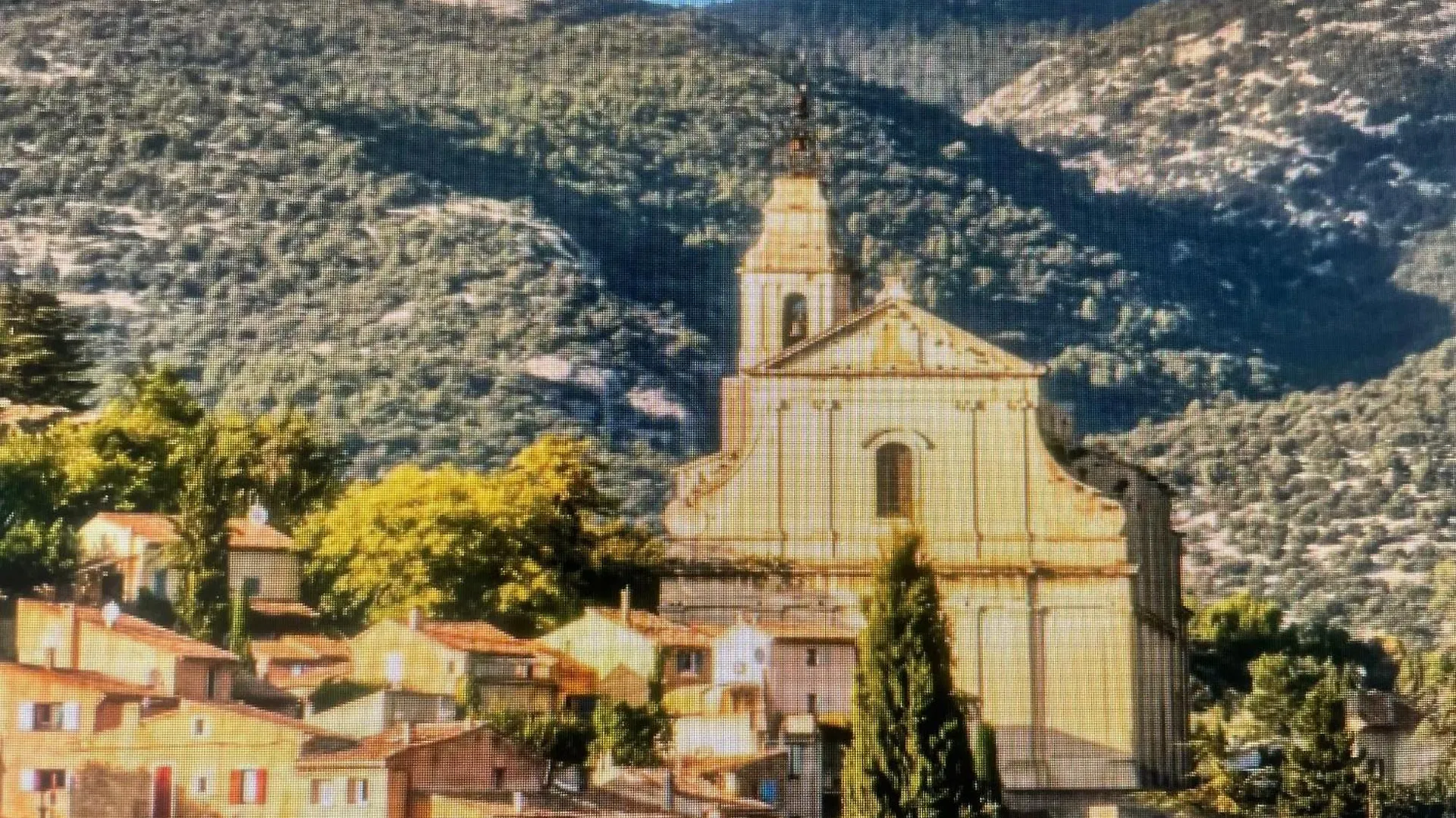 Campdebaseventoux, Vue Sur Le Ventoux Insolite Bedoin France