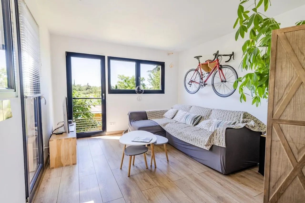 Holiday home Campdebaseventoux, Vue Sur Le Ventoux Insolite Bedoin France